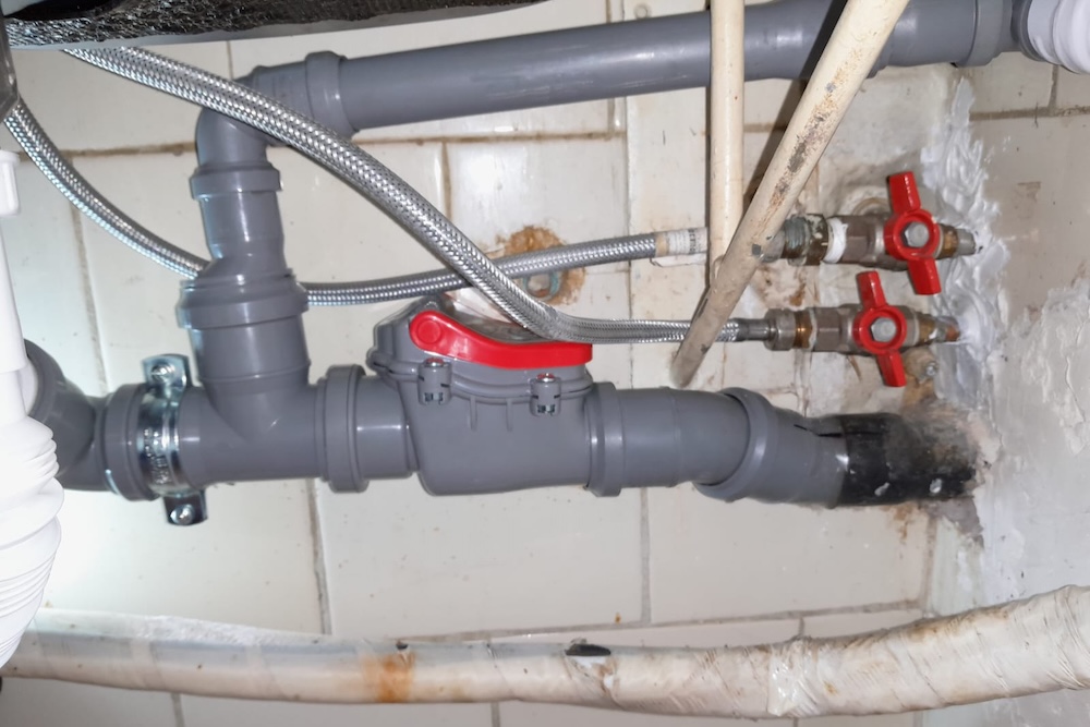 schimbare-tevi-vechi-instalator-sector-3